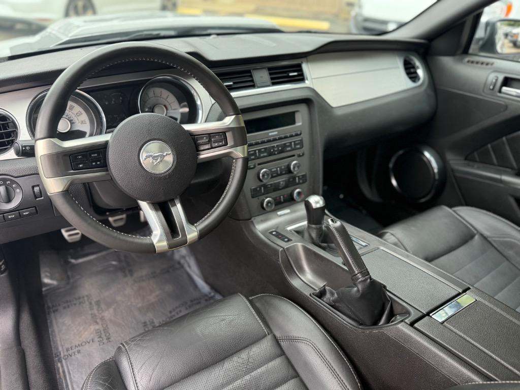 2010 Ford Mustang - $15,900