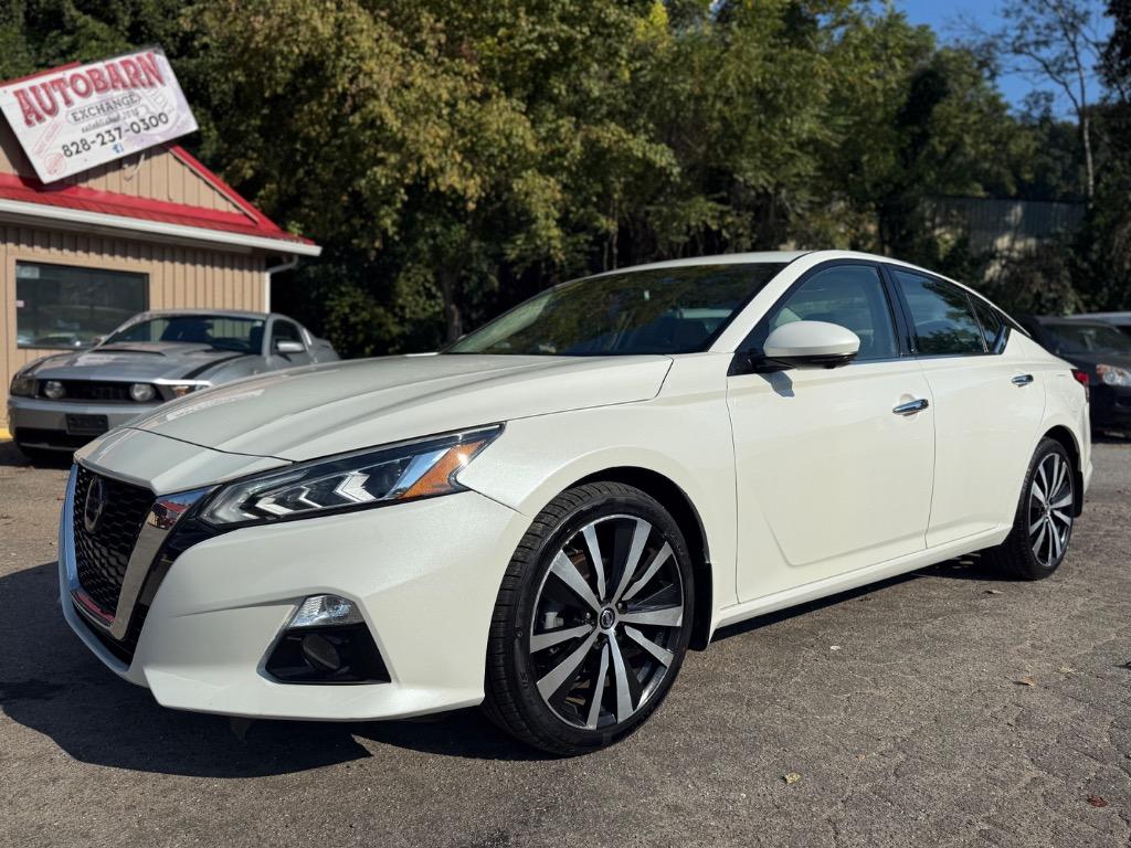 2019 Nissan Altima - $18,500