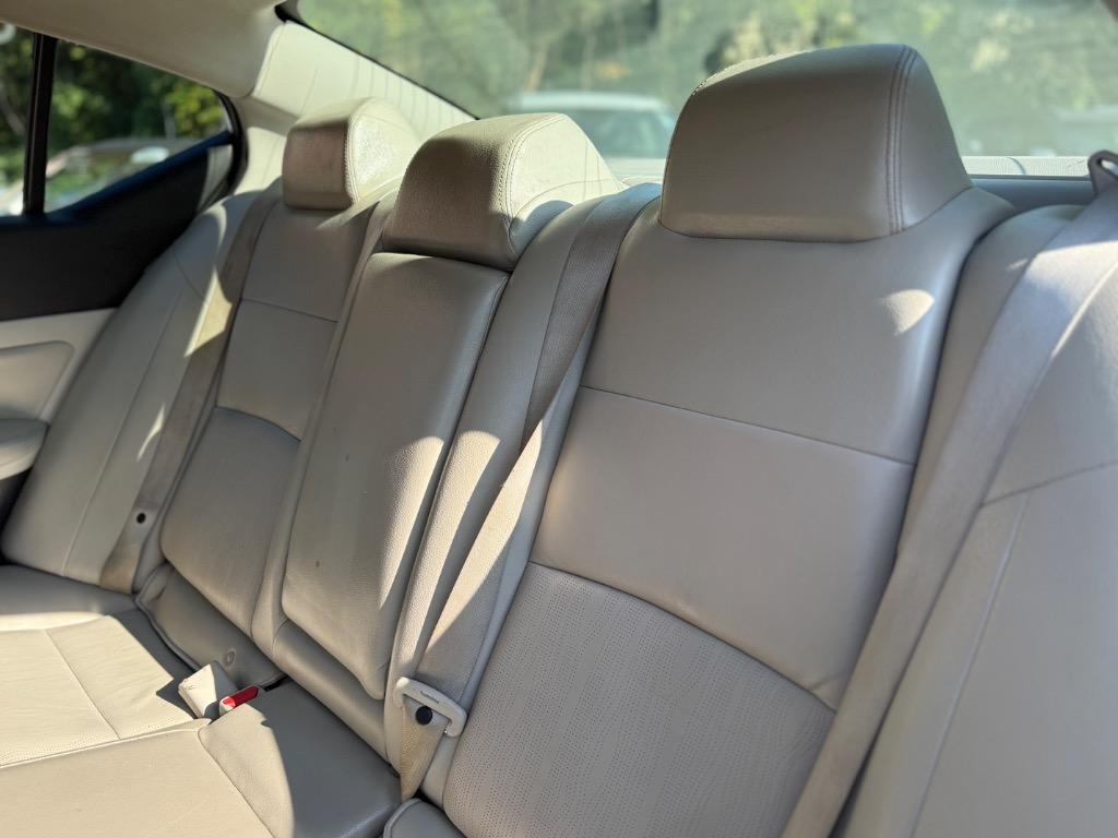 2019 Nissan Altima - $18,500