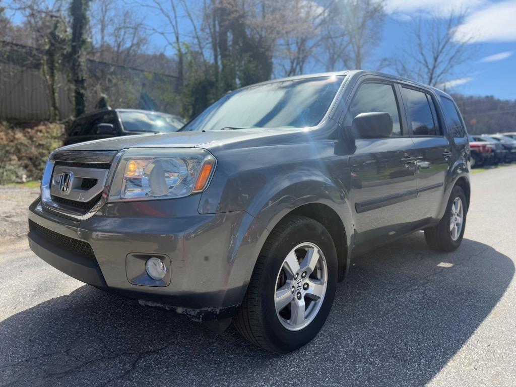 2010 Honda Pilot - $11,900