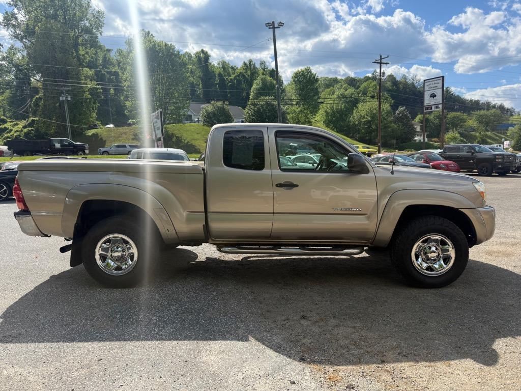 2007 Toyota Tacoma - $14,900