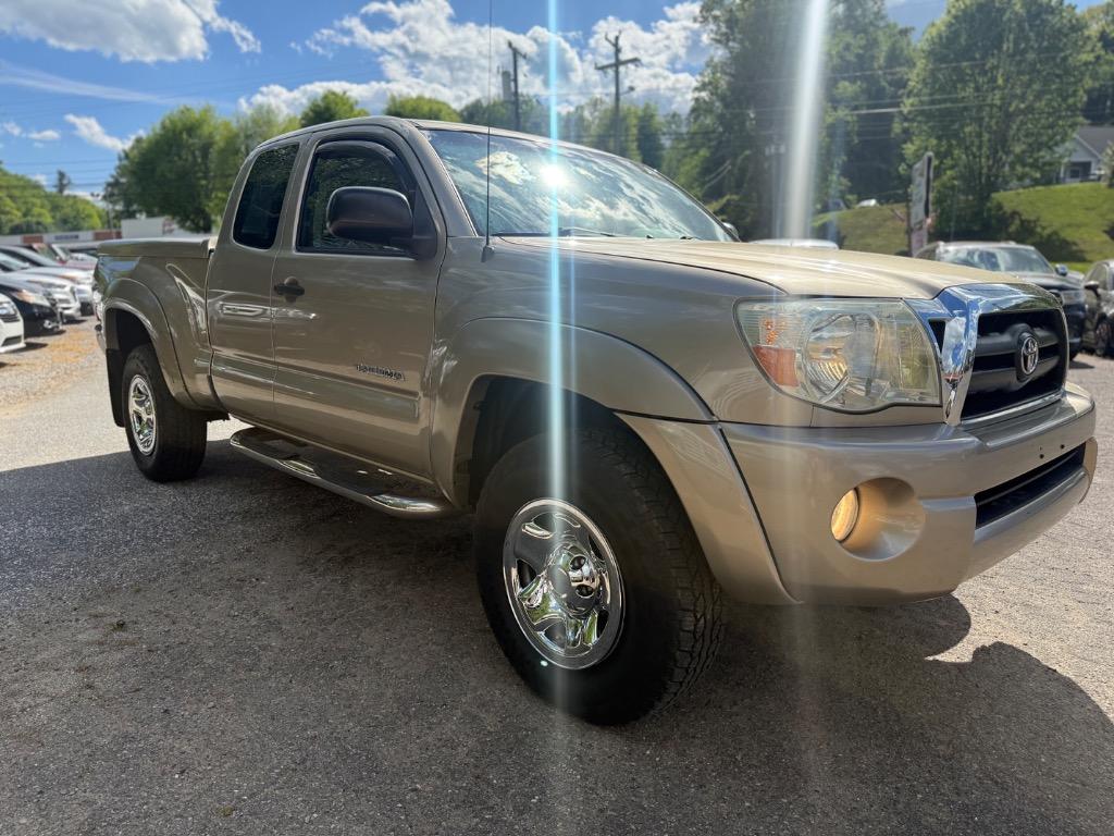 2007 Toyota Tacoma - $14,900