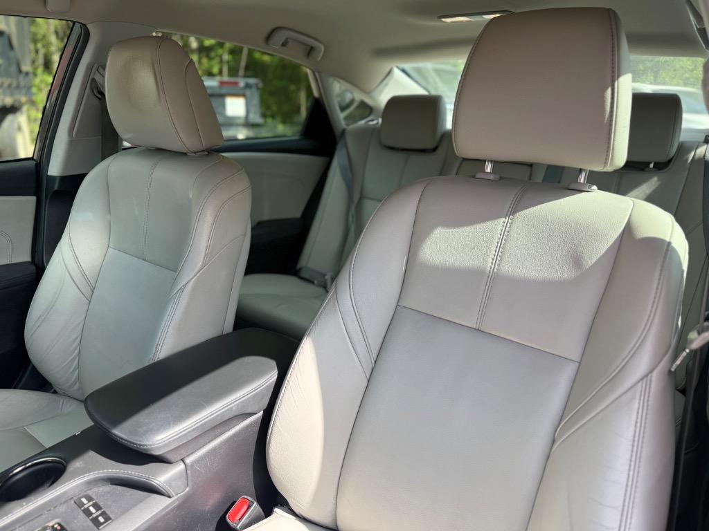 2017 Toyota Avalon - $15,450