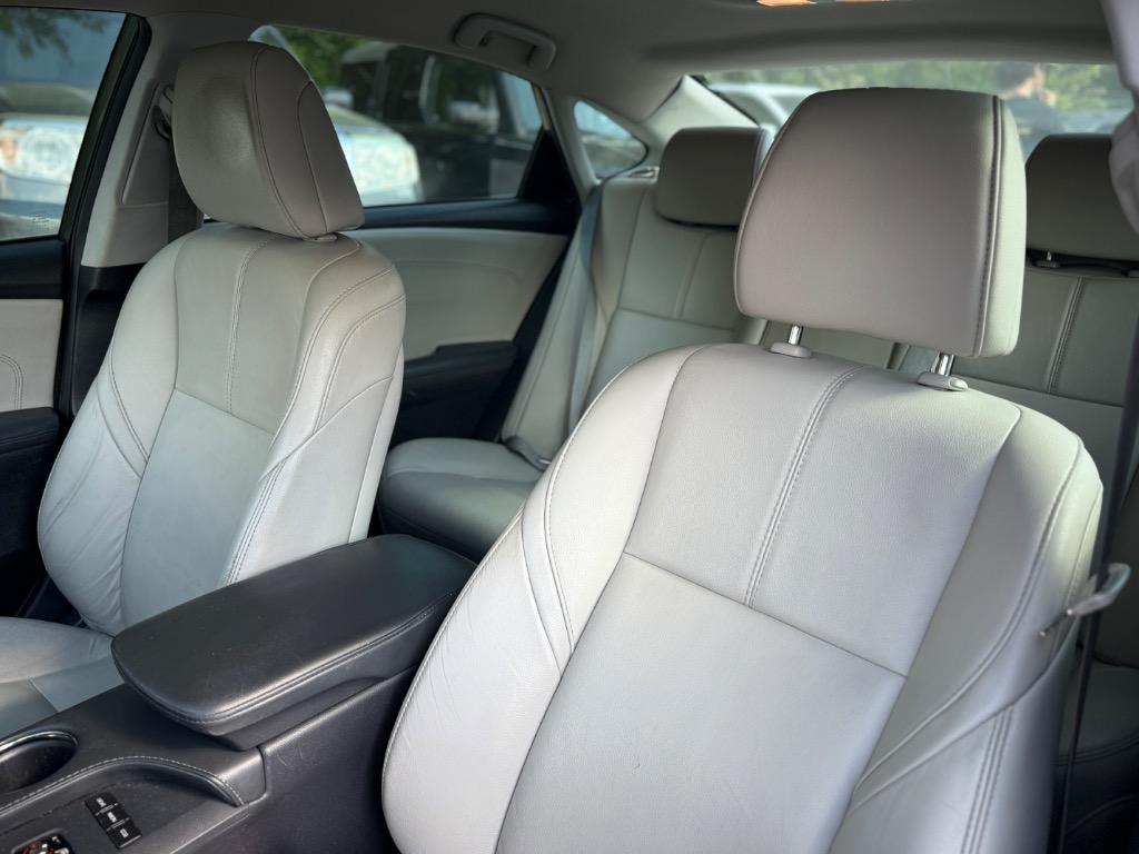 2017 Toyota Avalon - $15,450