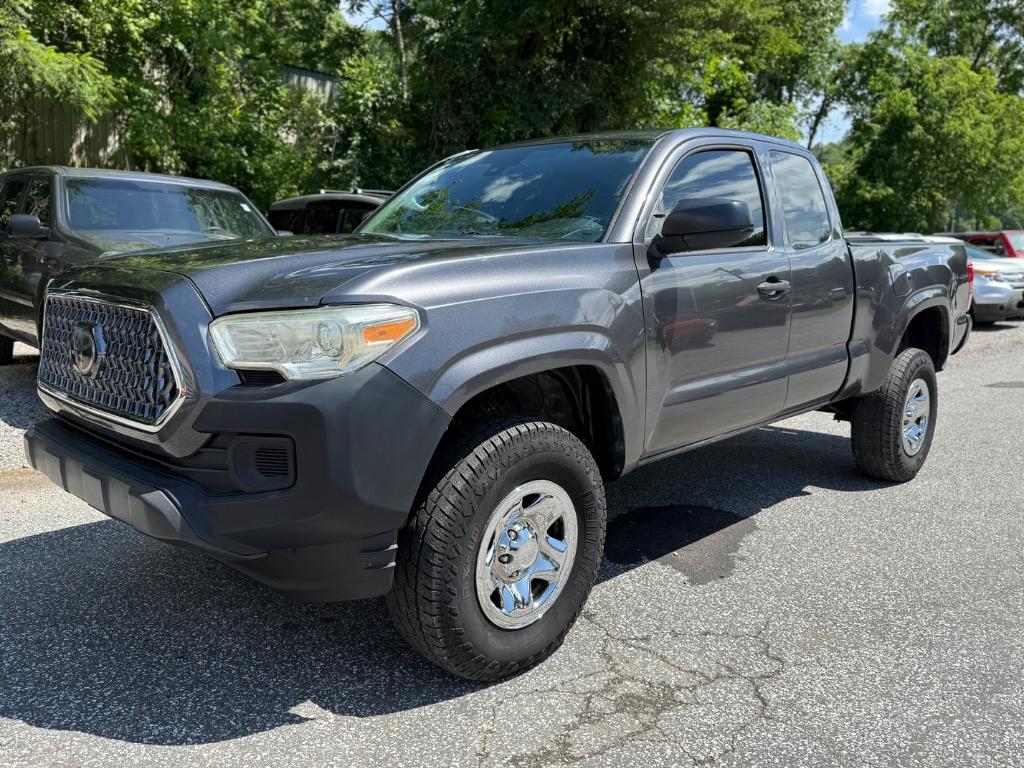 2018 Toyota Tacoma - $17,900