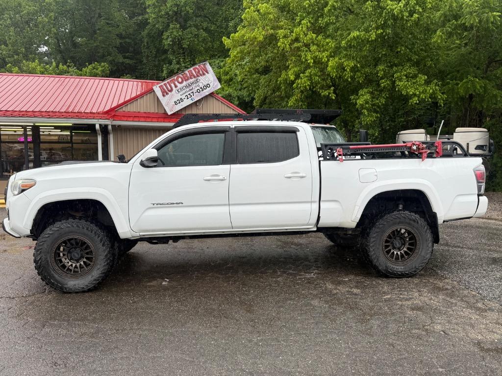 2017 Toyota Tacoma - $29,500
