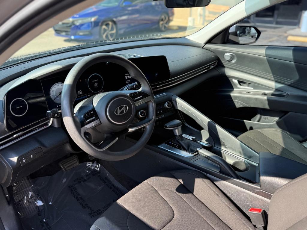 2024 Hyundai Elantra - $21,500