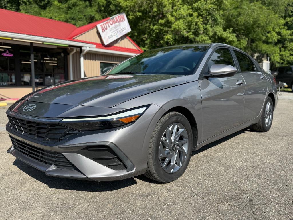 2024 Hyundai Elantra - $21,500