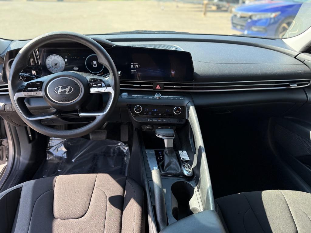 2024 Hyundai Elantra - $21,500