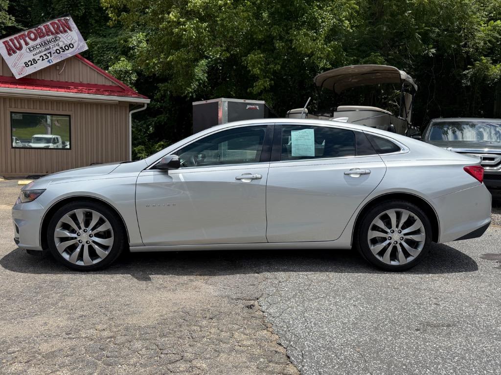 2017 Chevrolet Malibu - $14,900