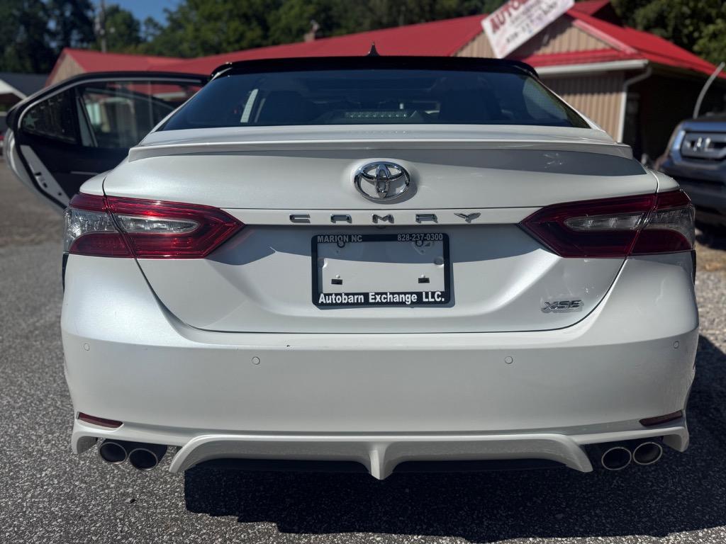 2018 Toyota Camry - $18,900