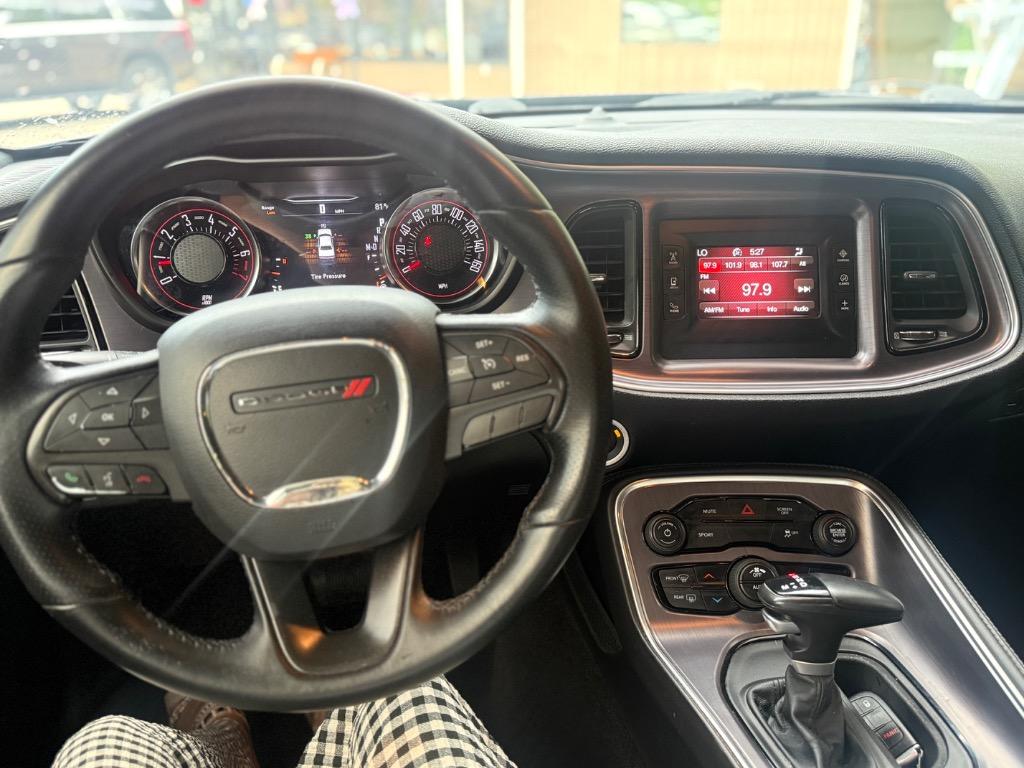 2017 Dodge Challenger - $12,500