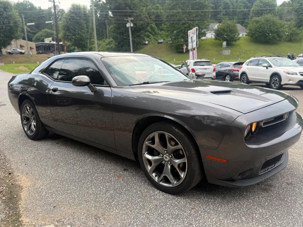 2017 Dodge Challenger - $12,500