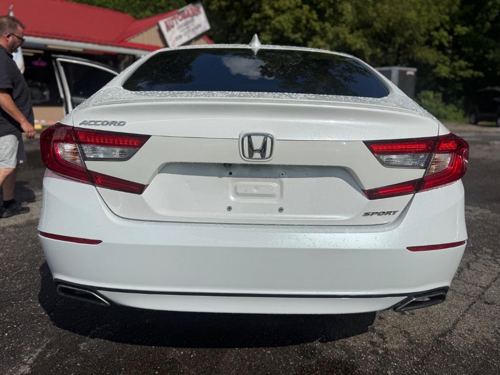2020 Honda Accord - $19,900