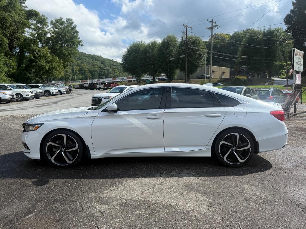 2020 Honda Accord - $19,900