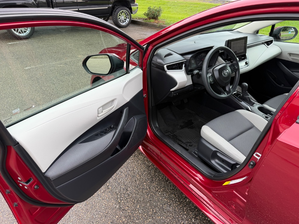 2025 Toyota Corolla - $21,900