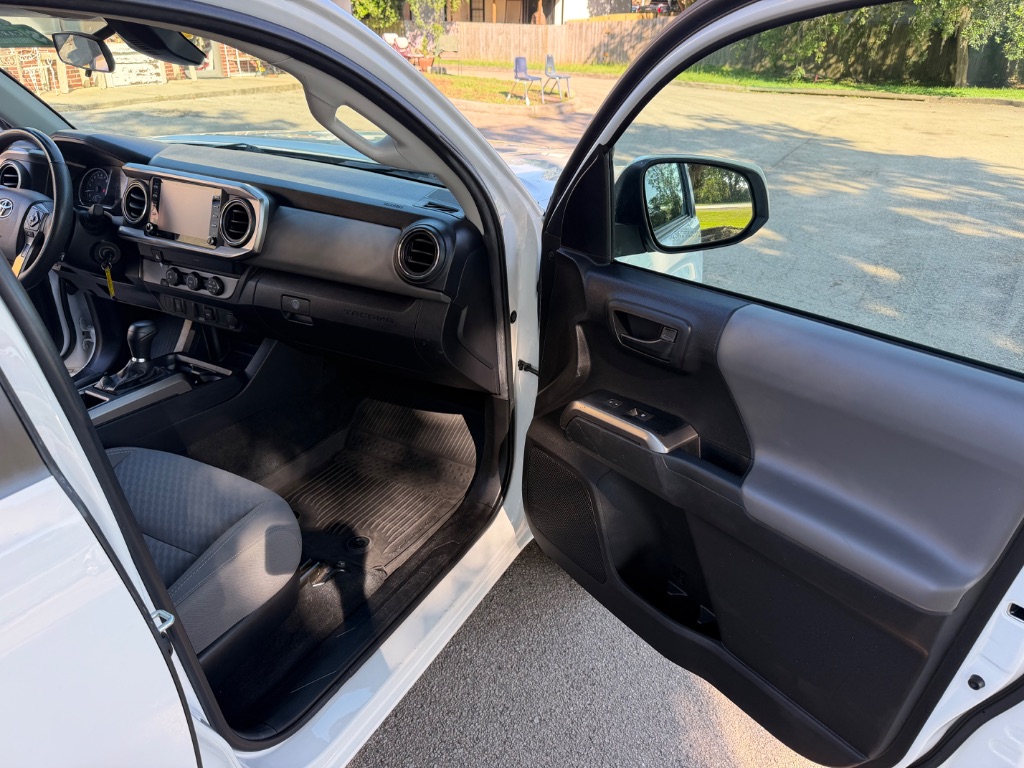 2022 Toyota Tacoma - $28,995