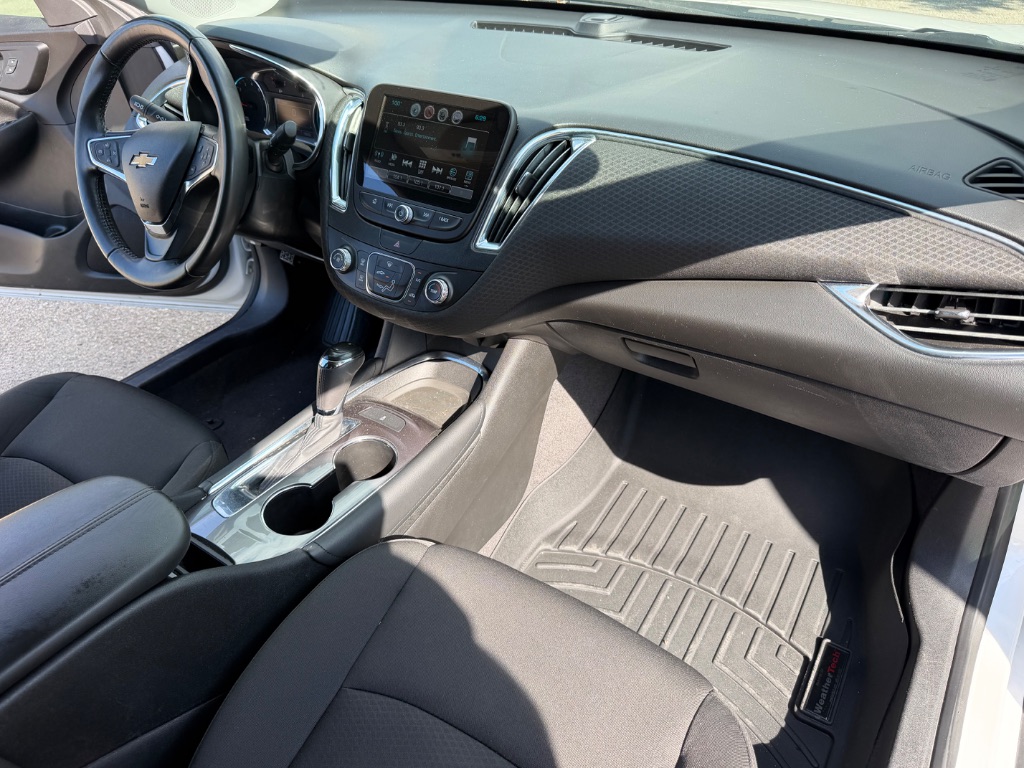 2018 Chevrolet Malibu - $16,995