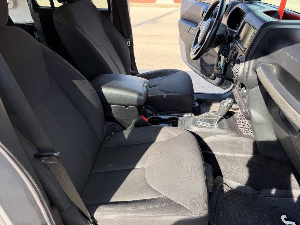 2015 Jeep Wrangler - $18,995