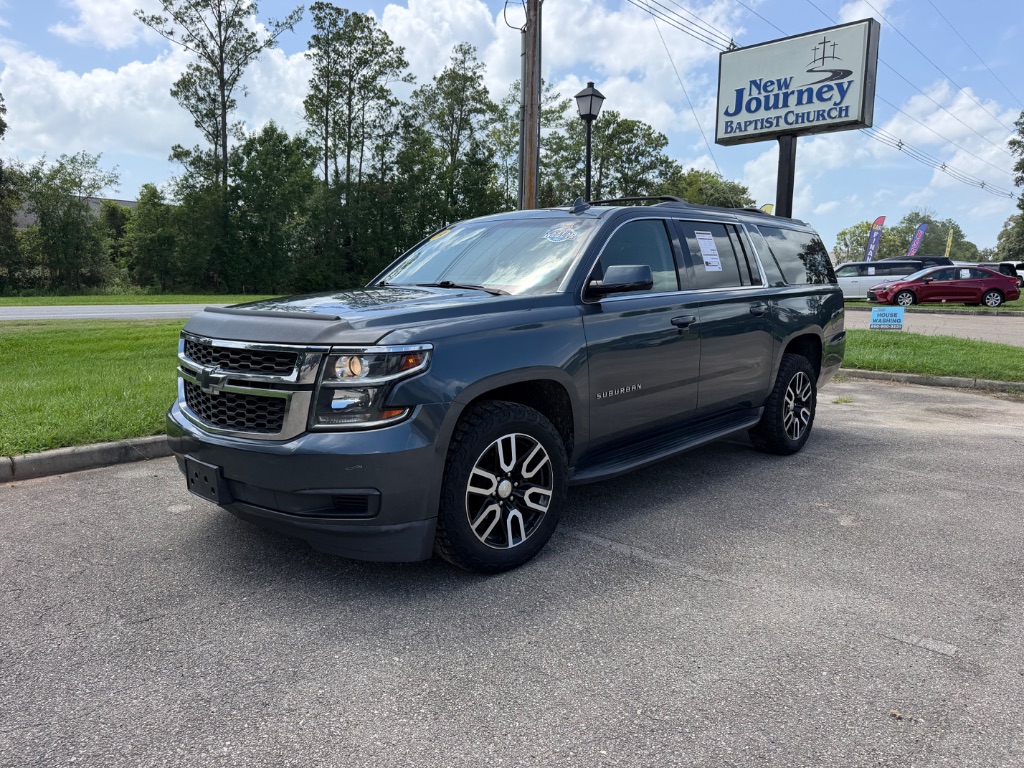 2019 Chevrolet Suburban - $22,995