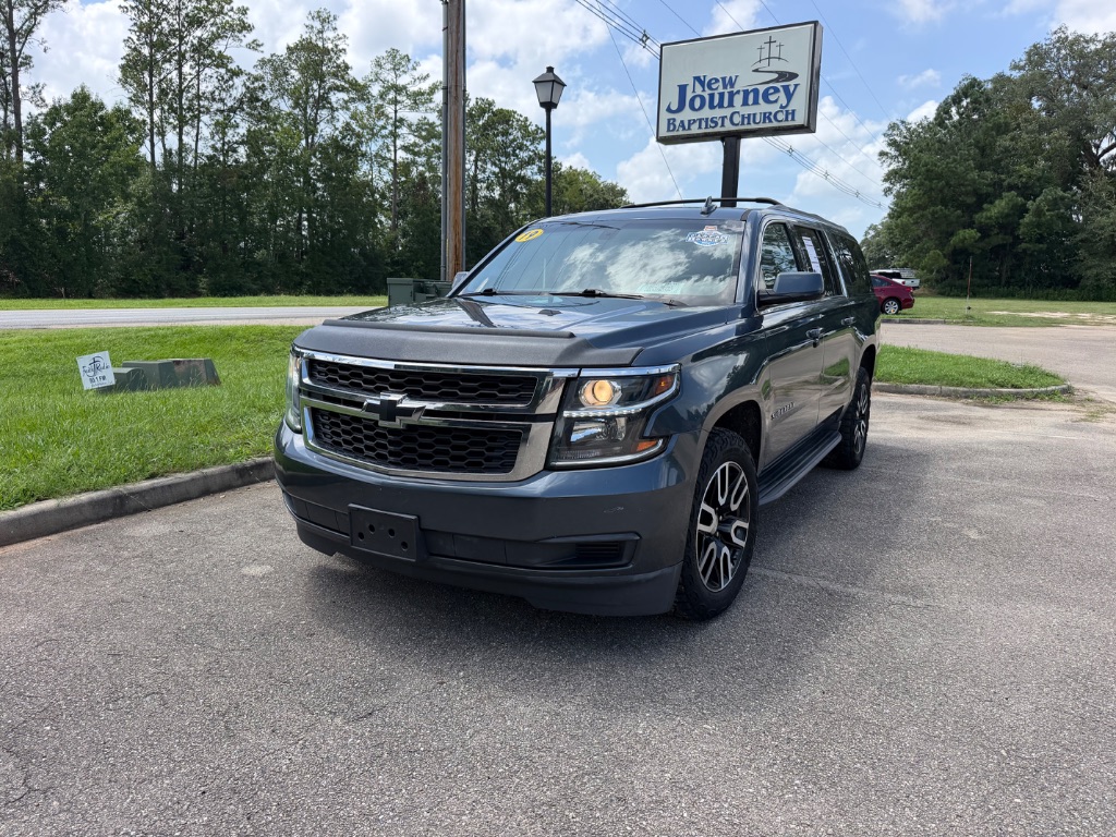 2019 Chevrolet Suburban - $22,995
