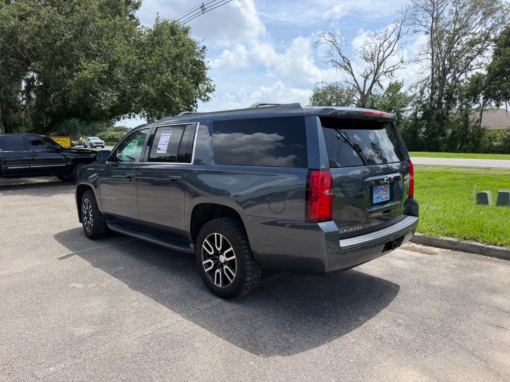2019 Chevrolet Suburban - $22,995