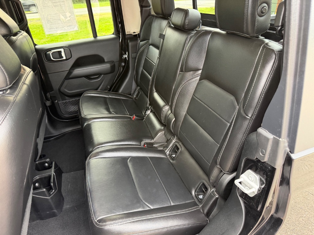 2020 Jeep Gladiator - $26,995