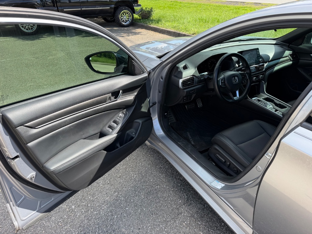 2022 Honda Accord - $21,995
