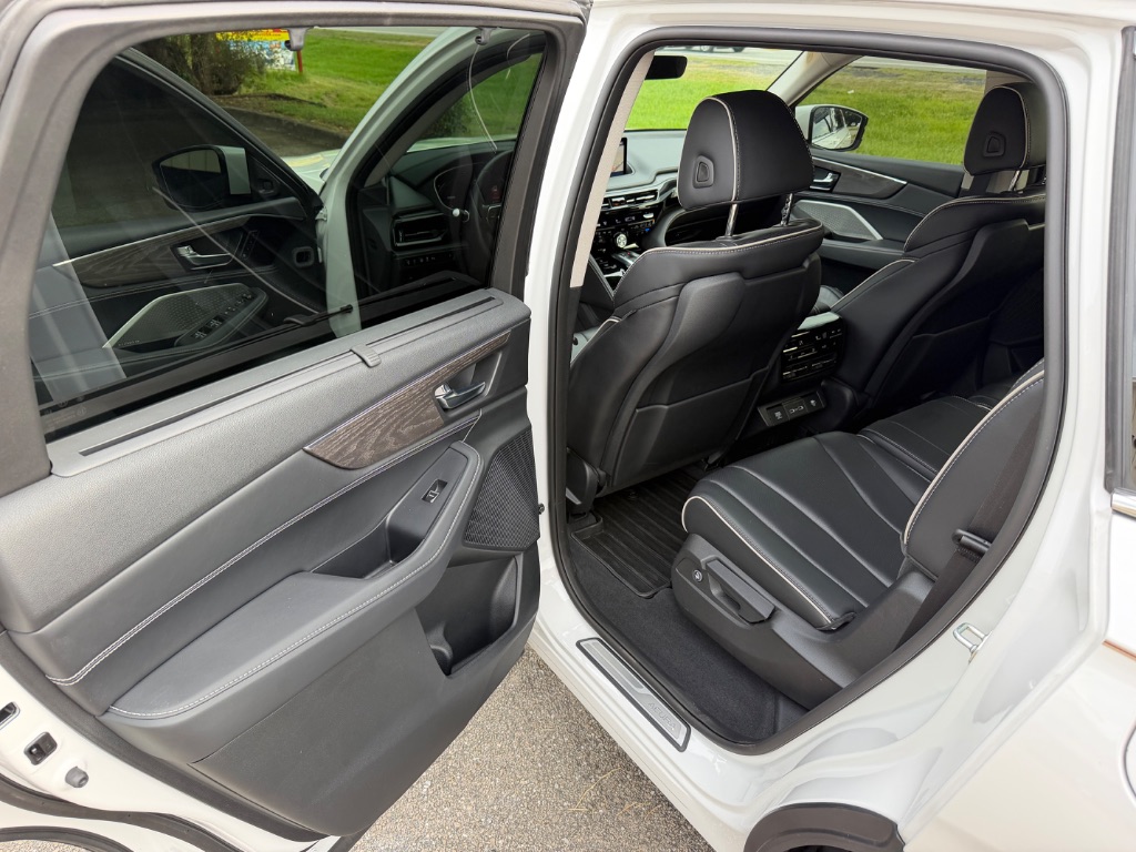 2023 Acura MDX - $44,995