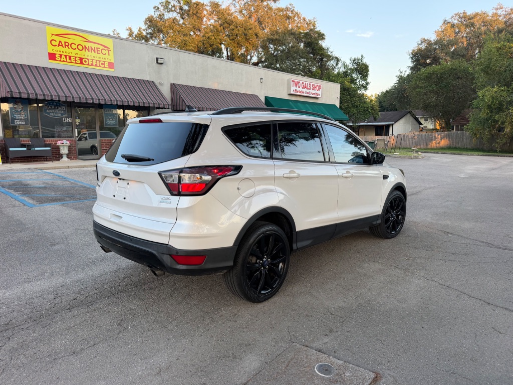 2018 Ford Escape - $12,995