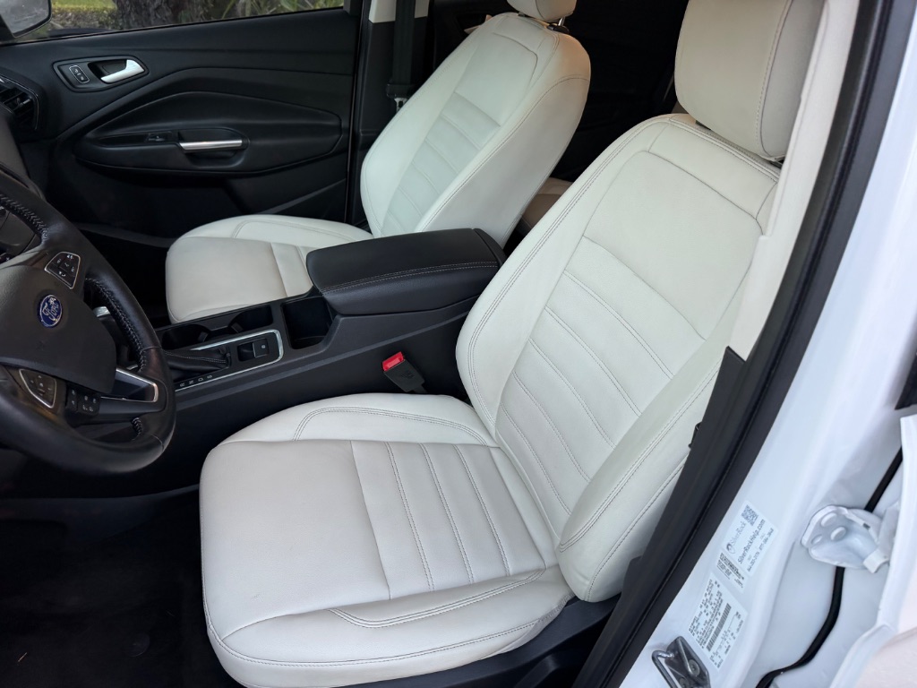 2018 Ford Escape - $12,995