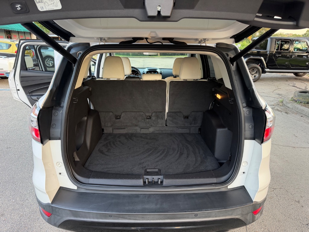 2018 Ford Escape - $12,995