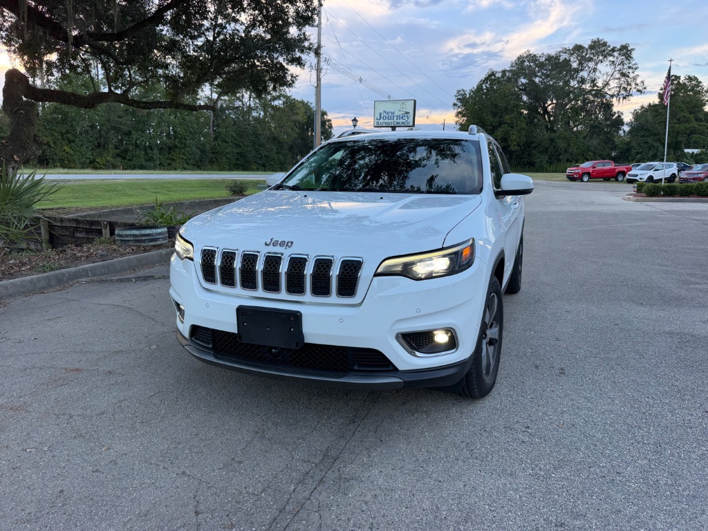 2019 Jeep Cherokee - $17,995