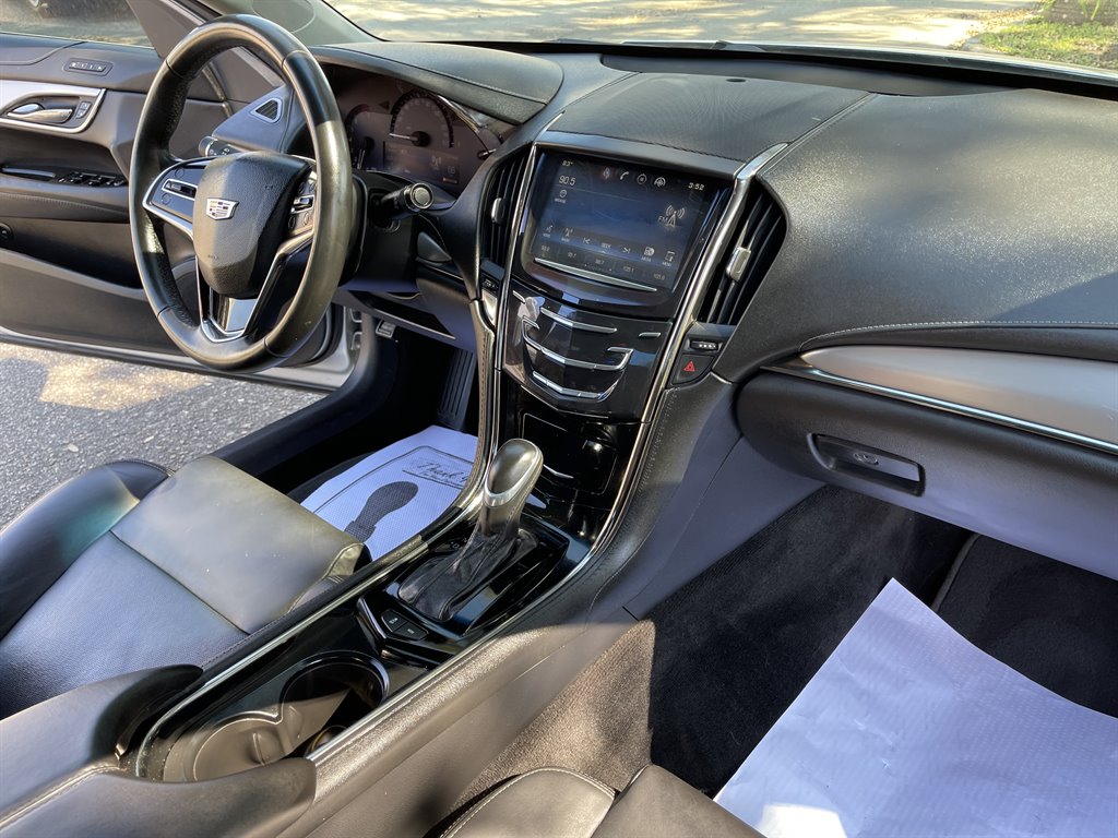 2015 Cadillac ATS Luxury photo