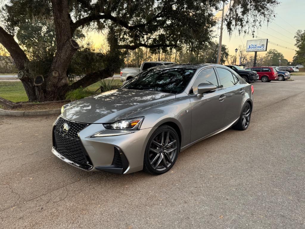 2017 Lexus IS 00t photo