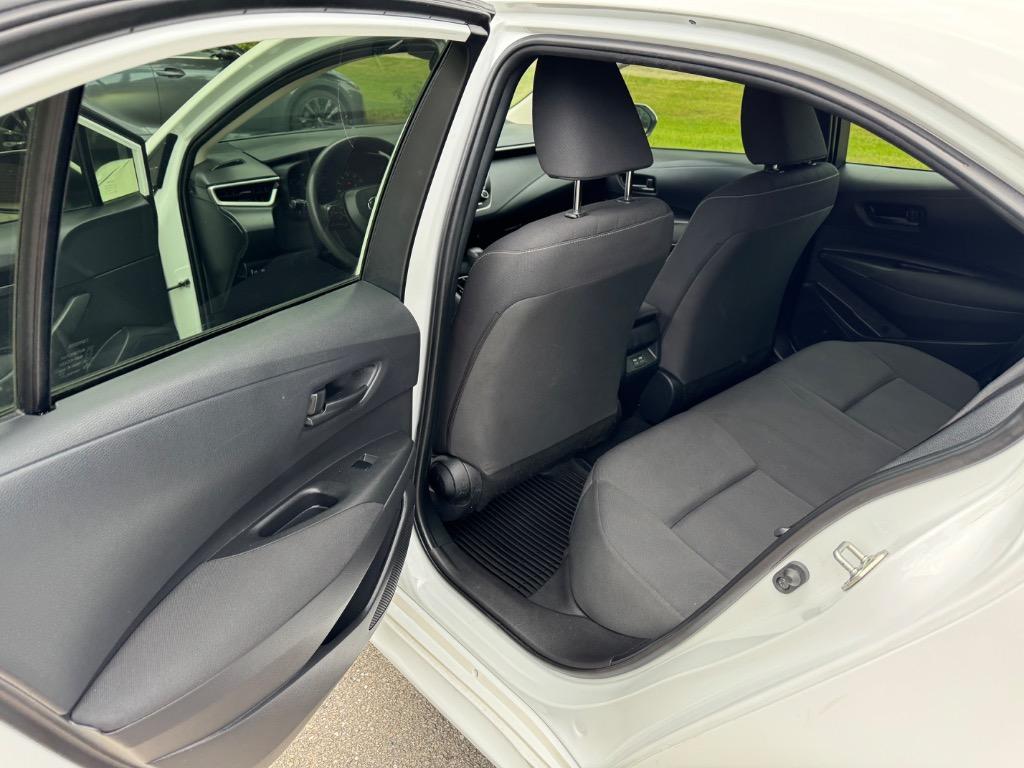 2023 Toyota Corolla LE photo