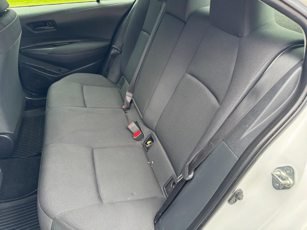 2023 Toyota Corolla LE photo
