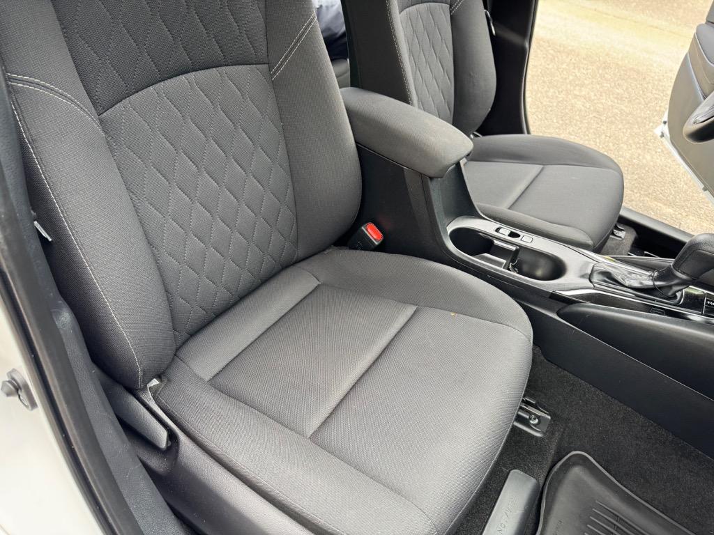 2023 Toyota Corolla LE photo