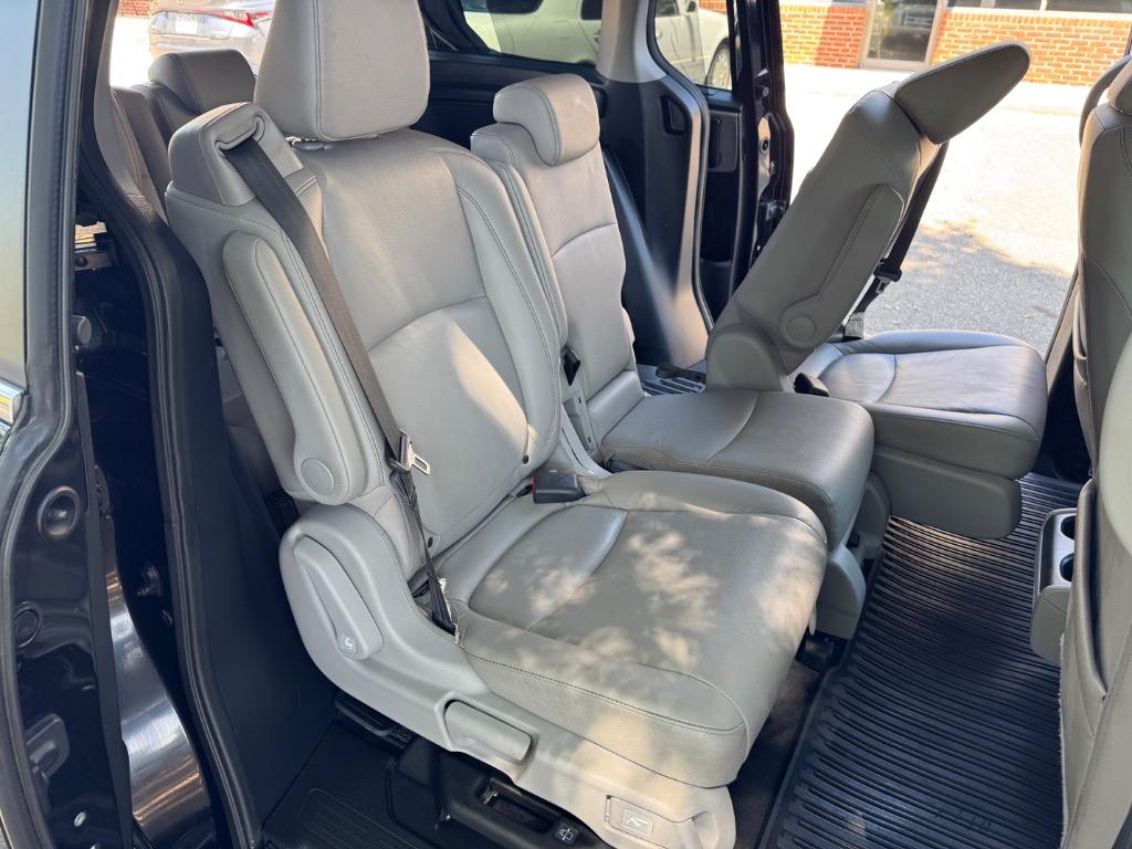2022 Honda Odyssey EX-L photo
