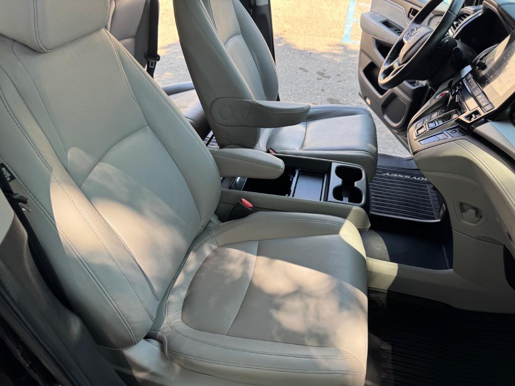 2022 Honda Odyssey EX-L photo