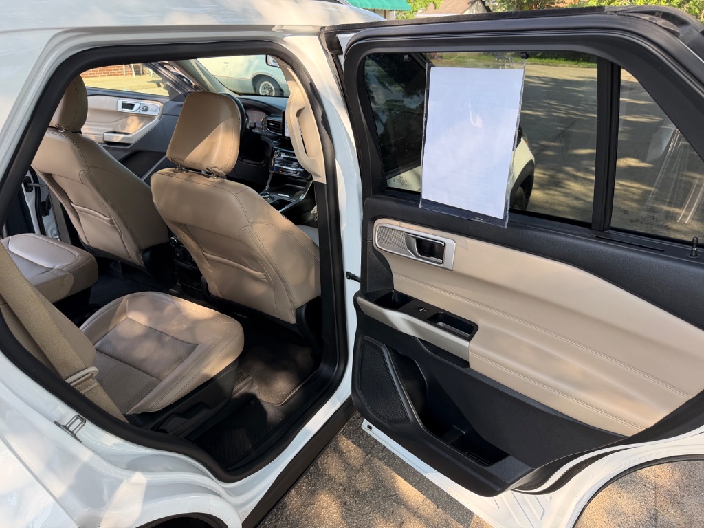 2021 Ford Explorer - $19,900