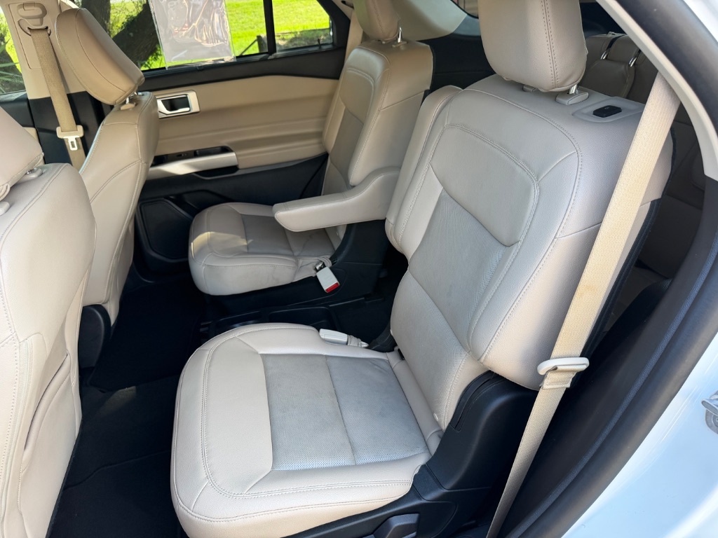 2021 Ford Explorer - $19,900