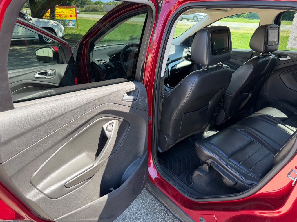 2017 Ford Escape - $9,900