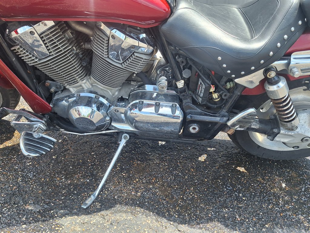 2002 Honda VTX1800c - $2,995