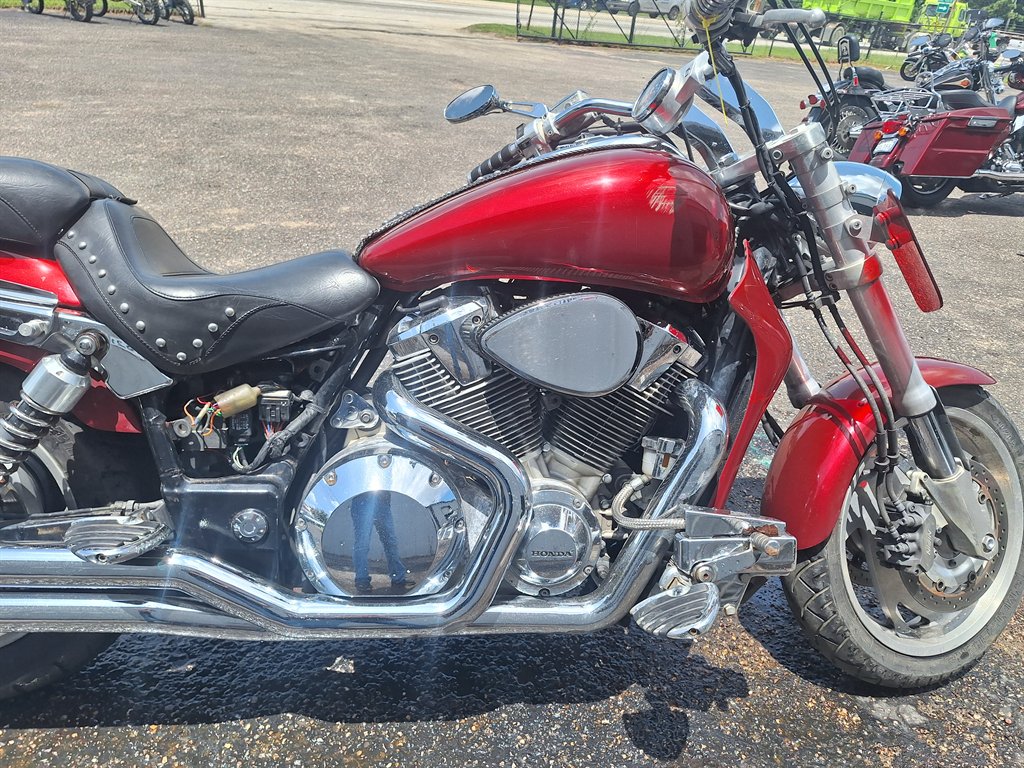2002 Honda VTX1800c - $2,995
