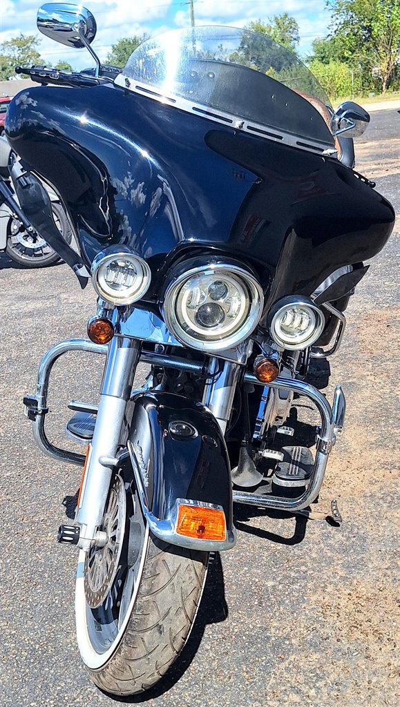 2011 Harley-Davidson FLHX Street Glide - $7,499