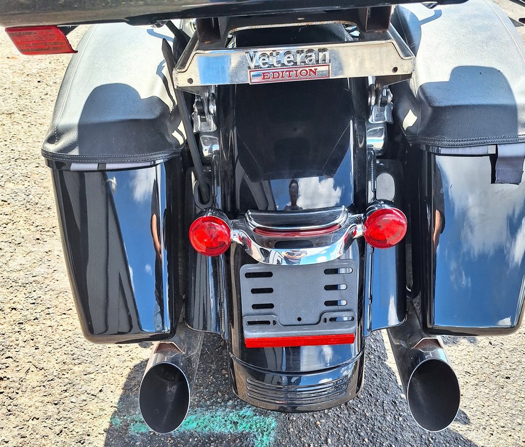 2011 Harley-Davidson FLHX Street Glide - $7,499