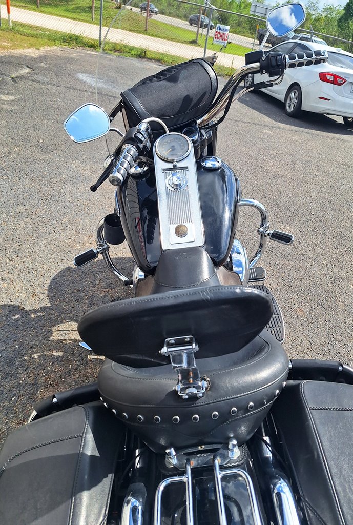 2001 Harley-Davidson FXDWG Dyna Wide Glide - $4,444