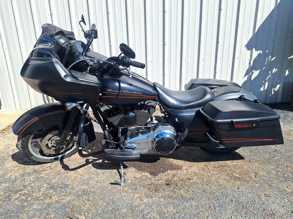 2011 Harley-davidson Road Glide Custom - $8,999