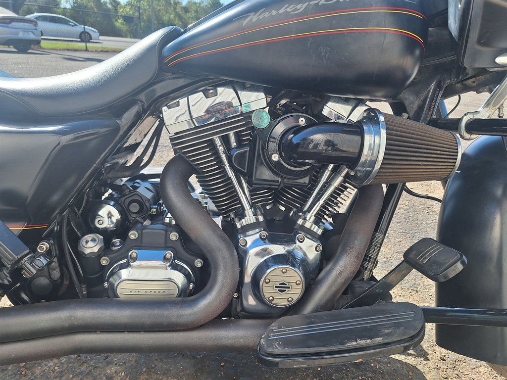 2011 Harley-davidson Road Glide Custom - $8,999